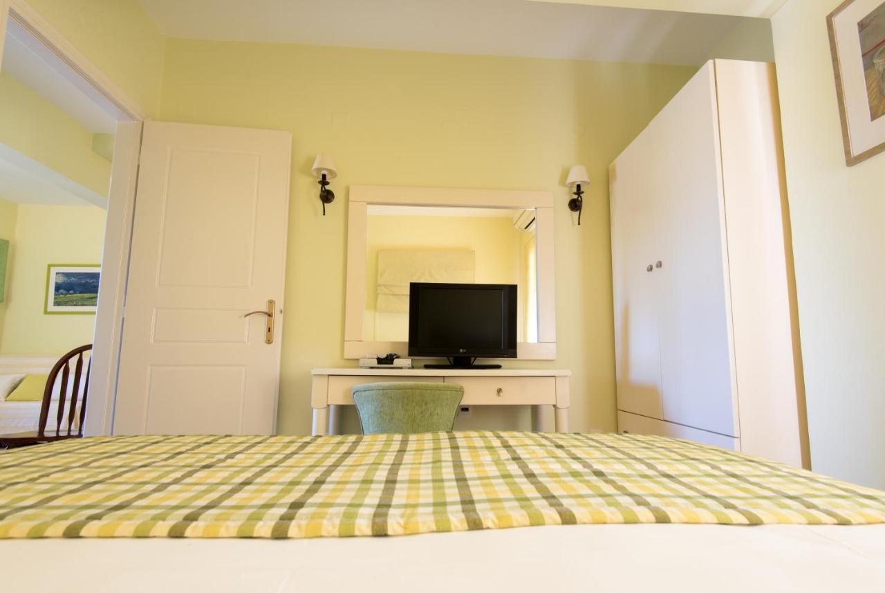 Myrties Boutique Apartments Esterno foto