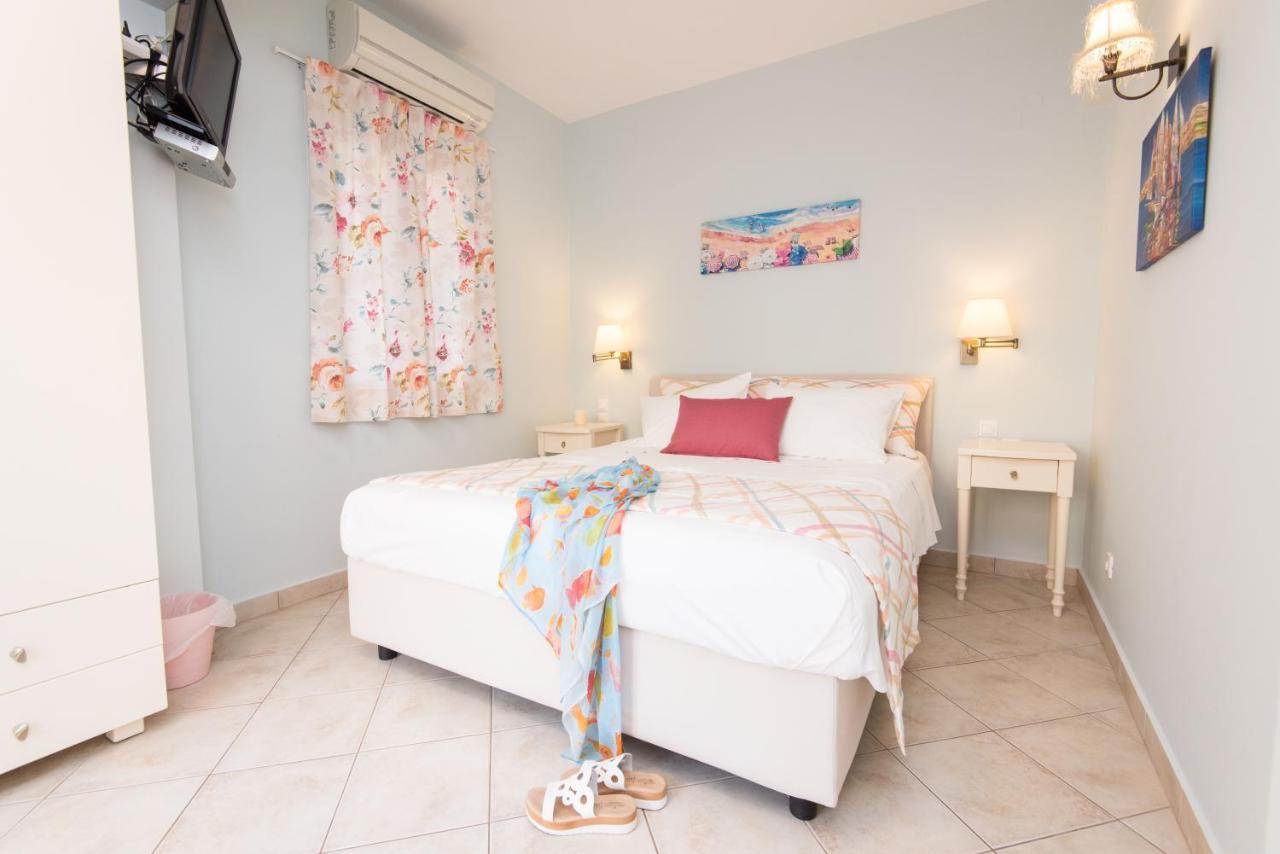 Myrties Boutique Apartments Esterno foto
