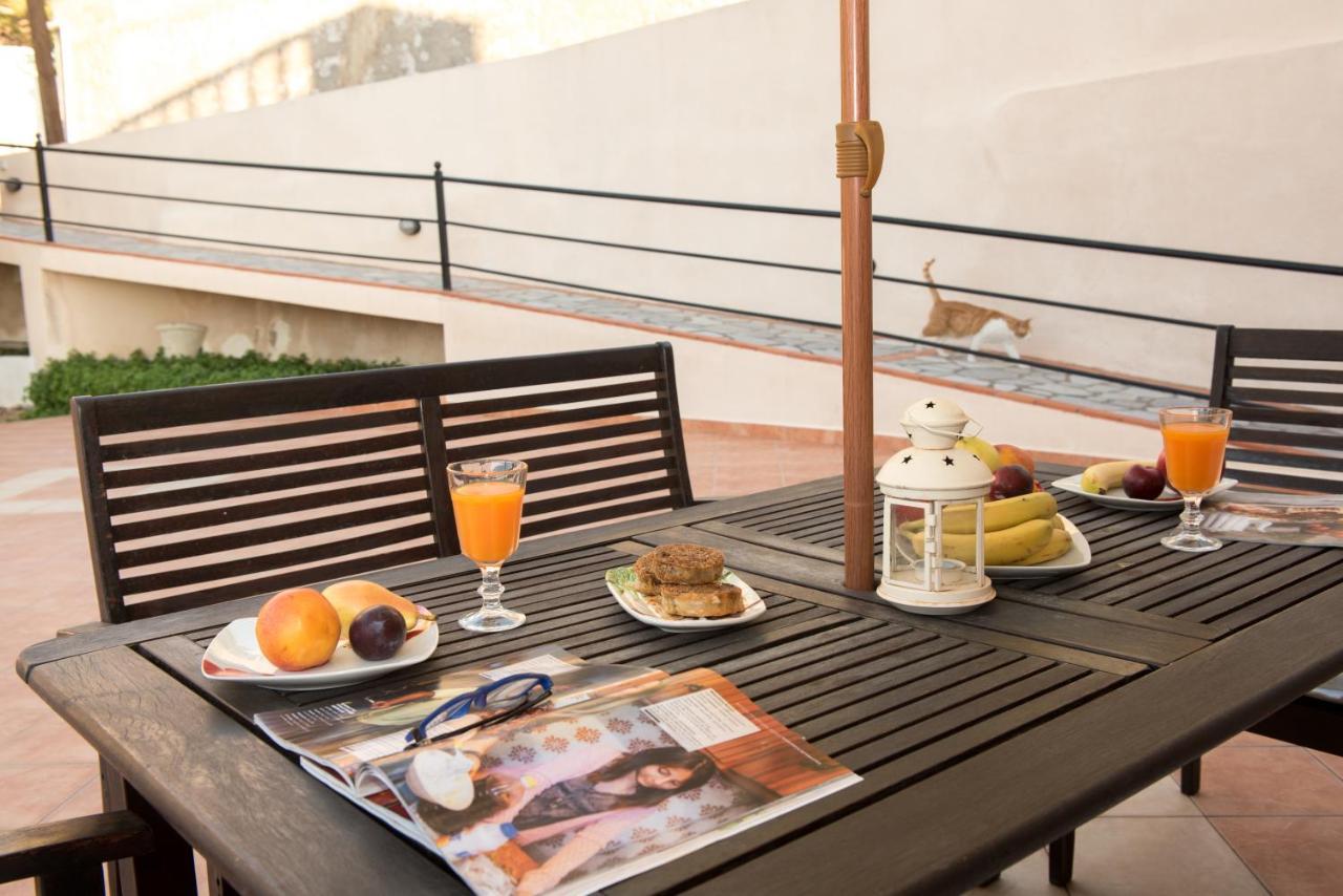 Myrties Boutique Apartments Esterno foto