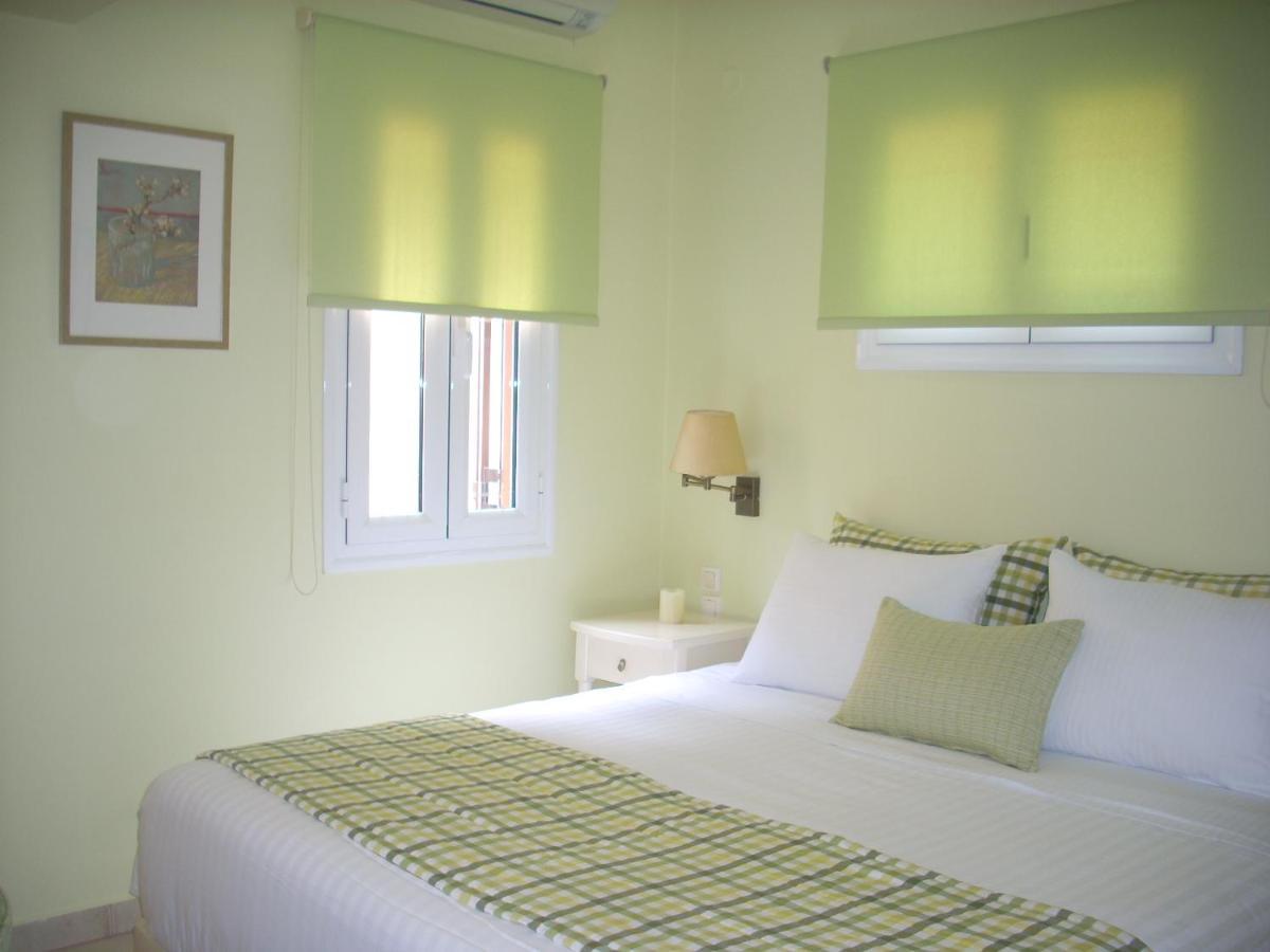 Myrties Boutique Apartments Esterno foto
